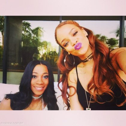 Selfies da Rihanna com Amigos e Familiares - 3