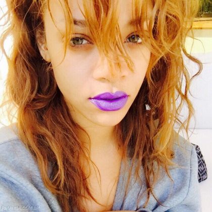 Selfies da Rihanna - Serenidade no olhar 16