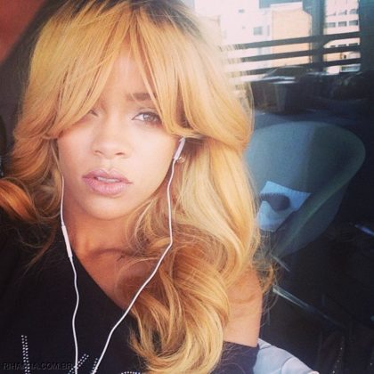 Selfies da Rihanna - Serenidade no olhar 18