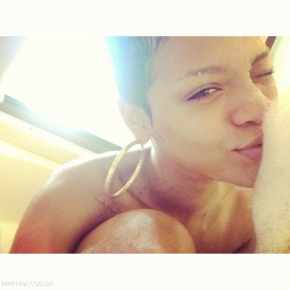 Selfies da Rihanna - Sexy 11