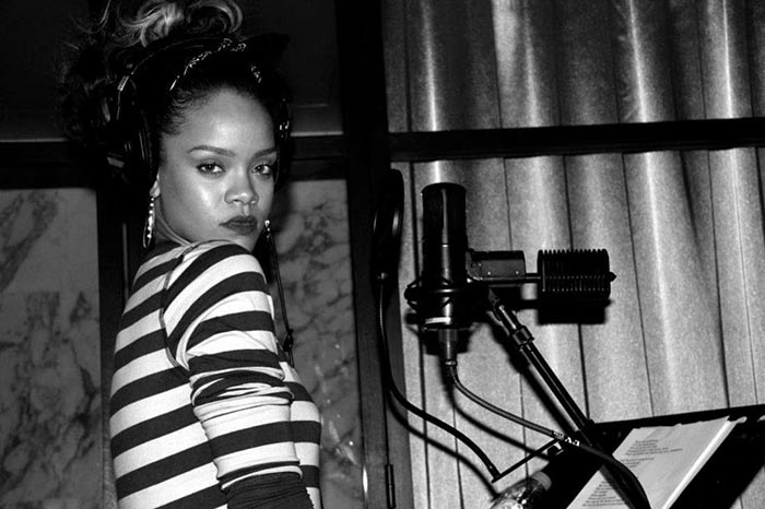 Rihanna R9 - Novo CD